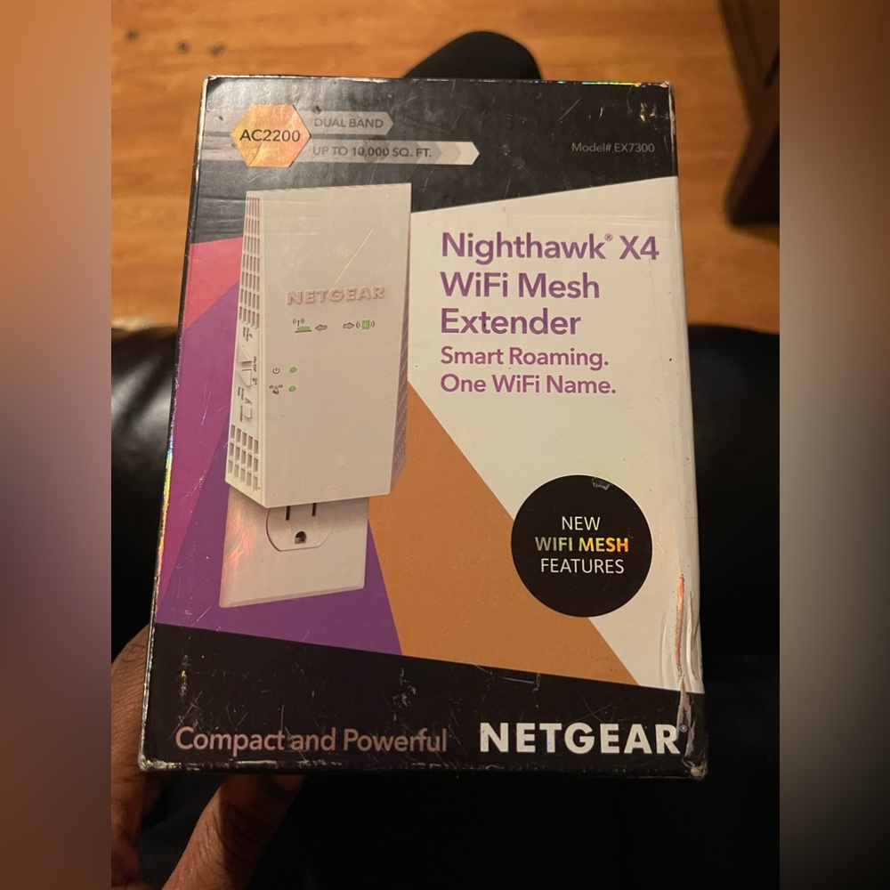 Nighthawk X4 WiFi Mesh Extender - AC2200
